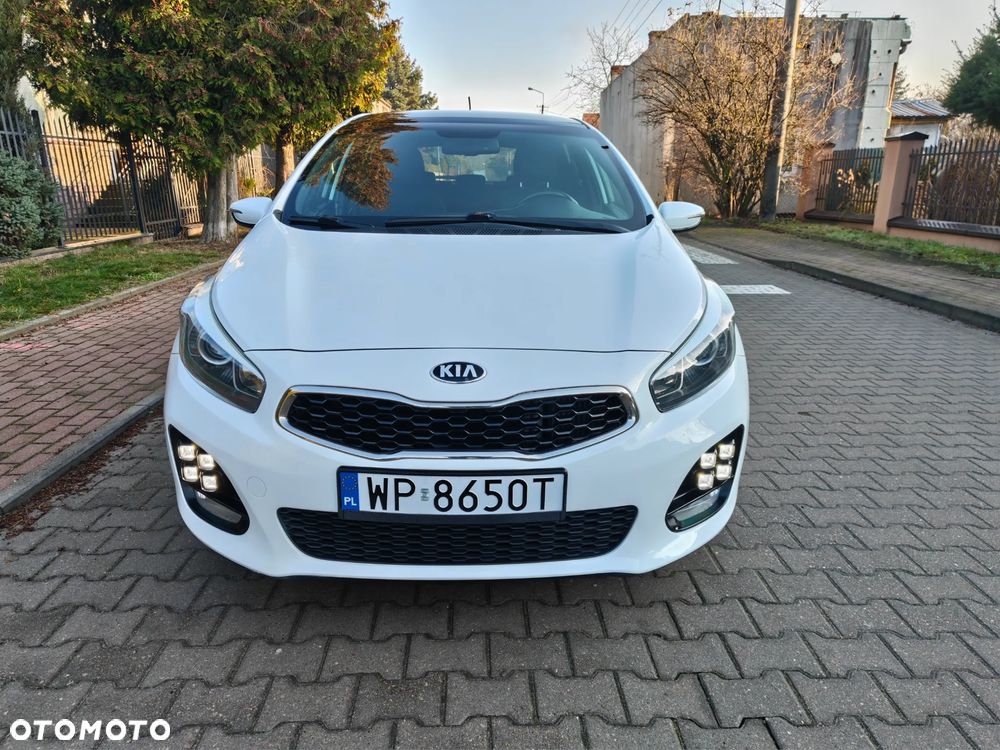 Kia Ceed 1.6 CRDi 136 DCT ISG GT Line - 3