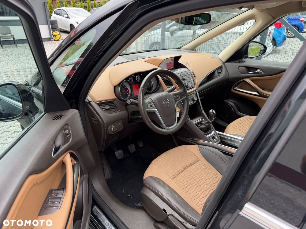 Opel Zafira Tourer 1.4 Turbo Business Edition - 10