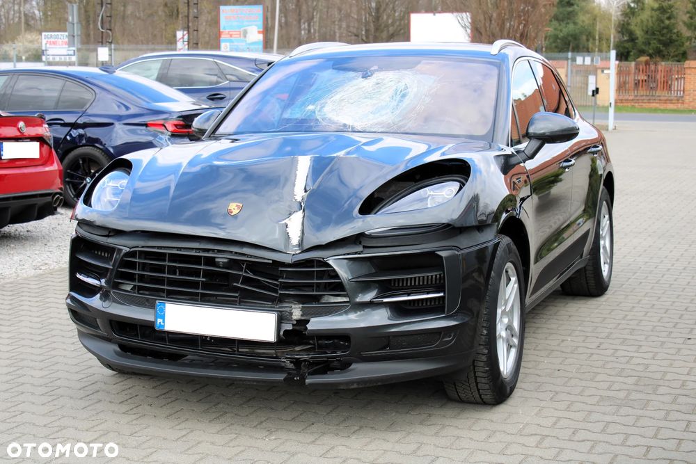 Porsche Macan - 3