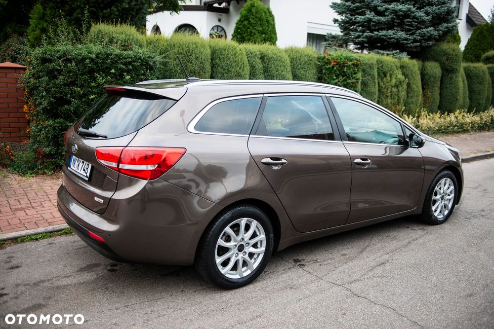 Kia Ceed 1.6 GDI ISG Vision - 5