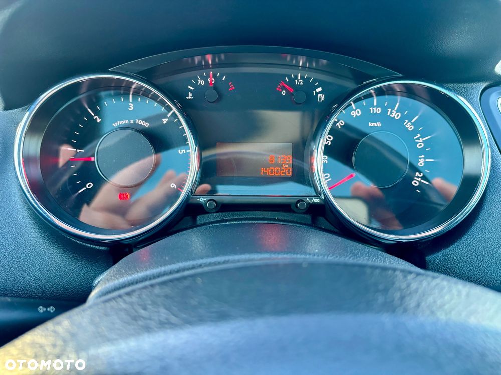 Peugeot 5008 - 6