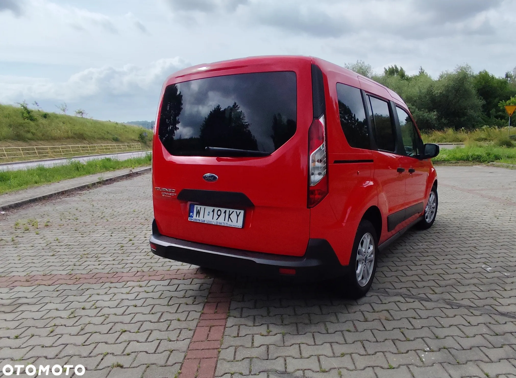 Ford Tourneo Connect 1.5 EcoBlue Active - 6