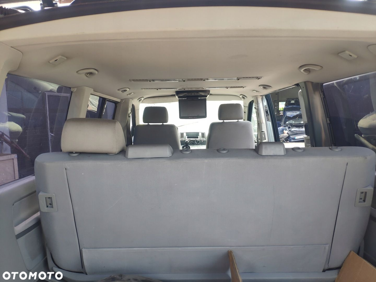 VW TRANSPORTER T5 MULTIVAN WNĘTRZE ŚRODEK KANAPA - 5