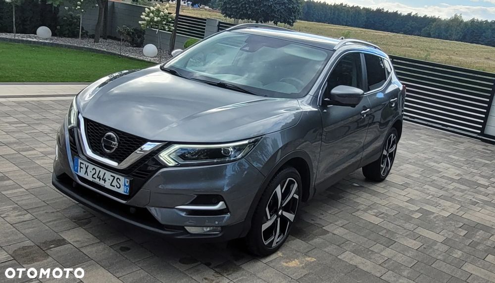 Nissan Qashqai 1.3 DIG-T Tekna DCT - 2