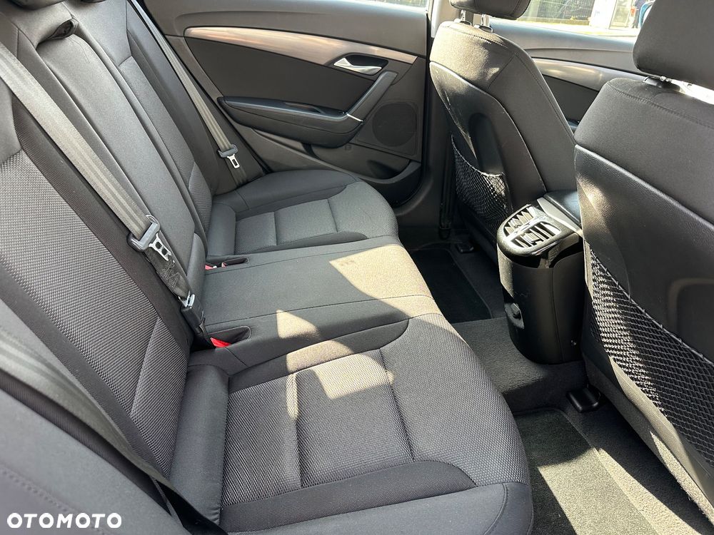 Hyundai i40 i40cw 1.7 CRDi Fifa World Cup Edition - 17