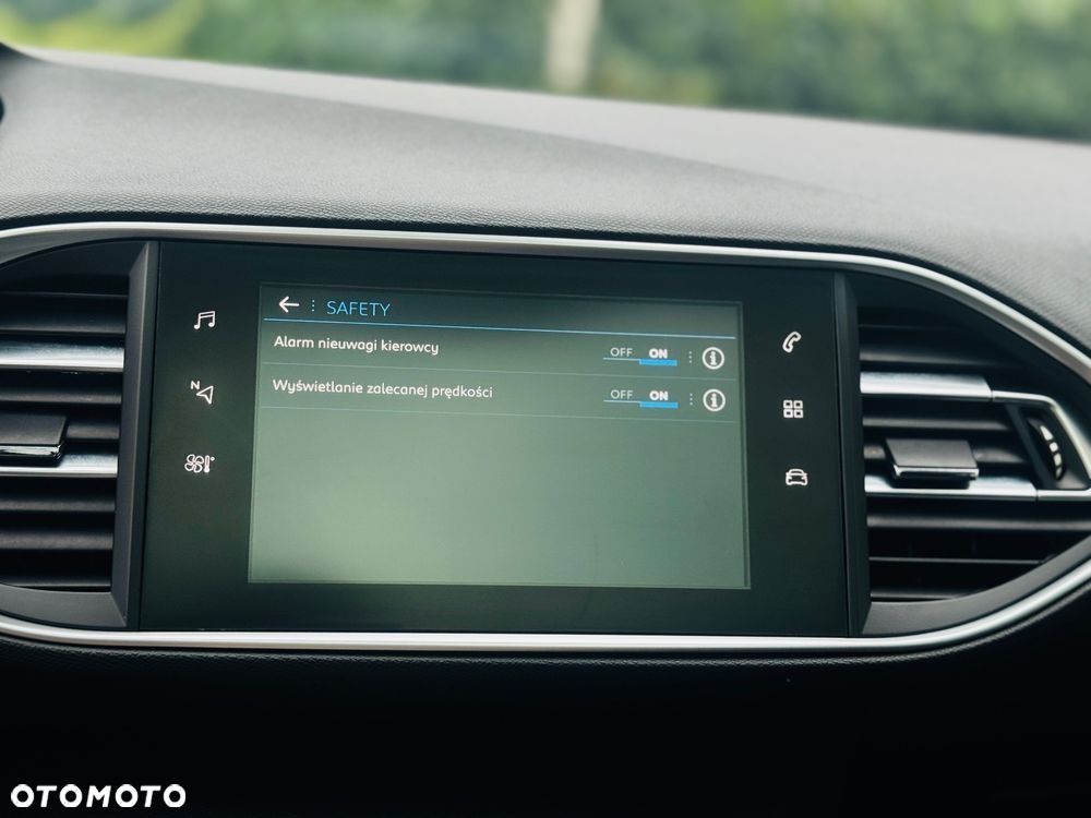 Peugeot 308 BlueHDi 120 EAT6 Stop & Start Allure - 18