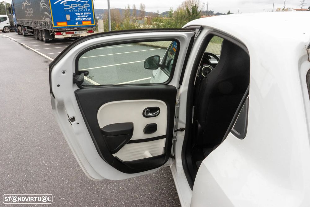 Renault Twingo 1.0 SCe Limited - 12
