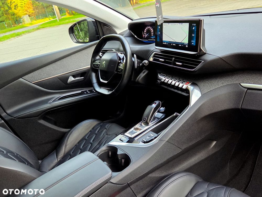 Peugeot 5008 BlueHDi 130 EAT8 Allure - 2