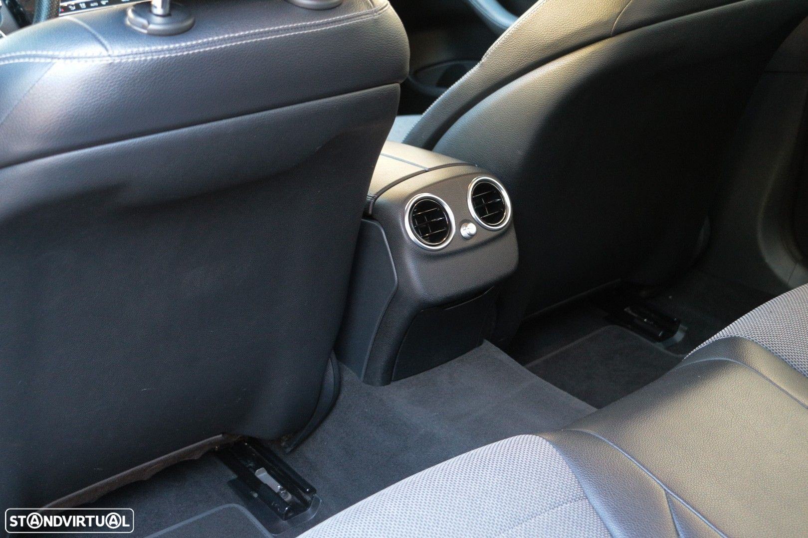 Mercedes-Benz C 200 BlueTEC Avantgarde - 17