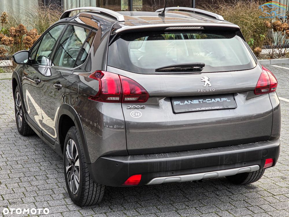 Peugeot 2008 - 10