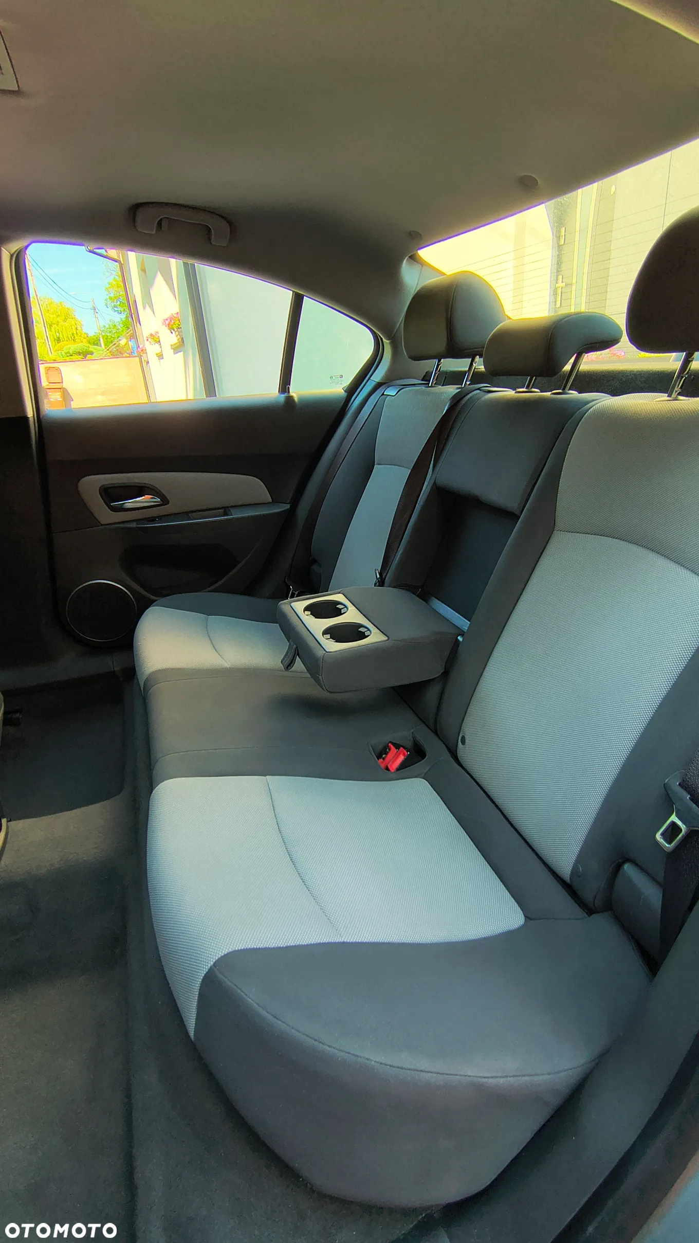 Chevrolet Cruze 1.8 LT - 12