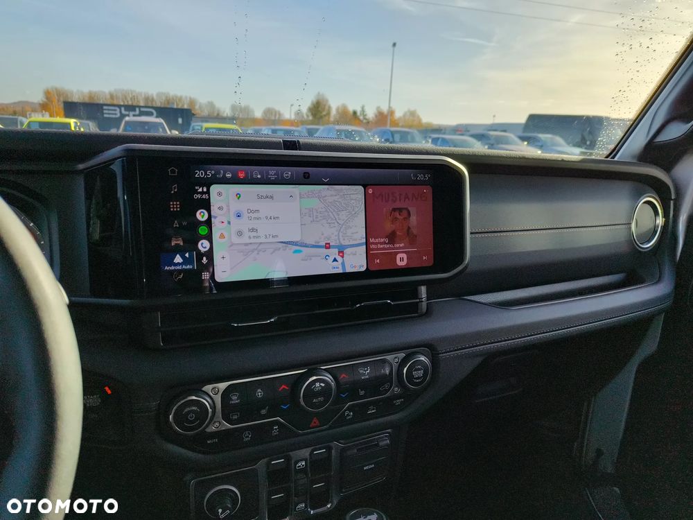 Jeep Wrangler Unlimited GME 2.0 Turbo Sahara - 13