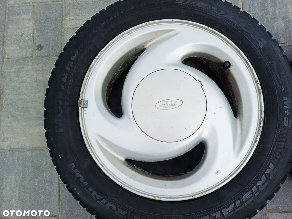 FELIGI Z OPONAMI ALUMINIOWE FORD PROBE II R15 5X114,3 6J ET40 67,1 mm OPONY 195/60 R16 NR3 - 4