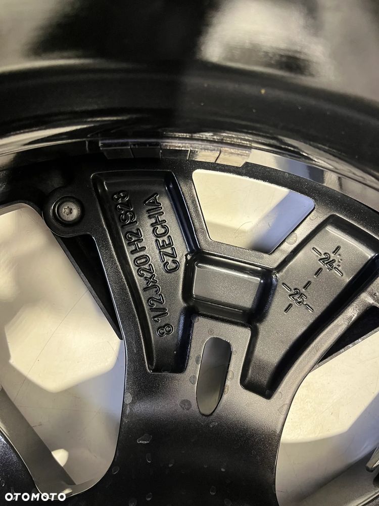 Felgi BMW 5 I5 G60 8.5 x 20" 5x112 ET 28  939M 5A324F0,5A324E8,5A324E9,5A324F1 - 11