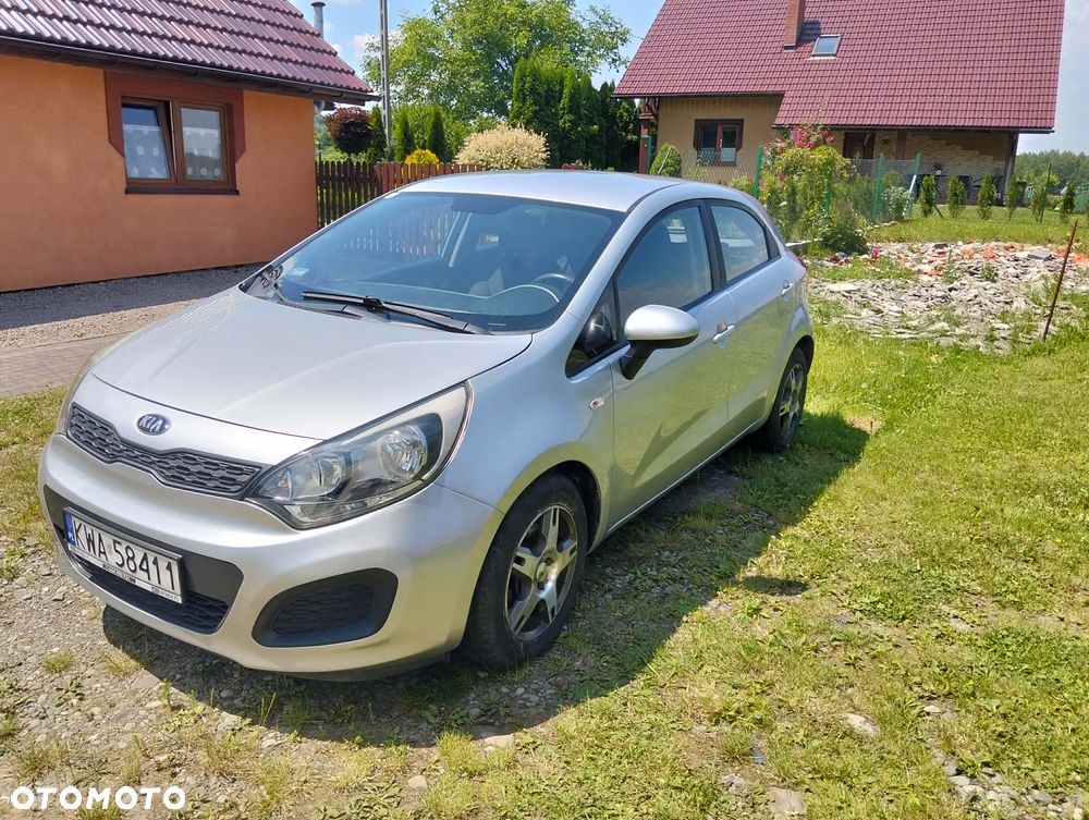 Kia Rio 1.1 crdi M - 2