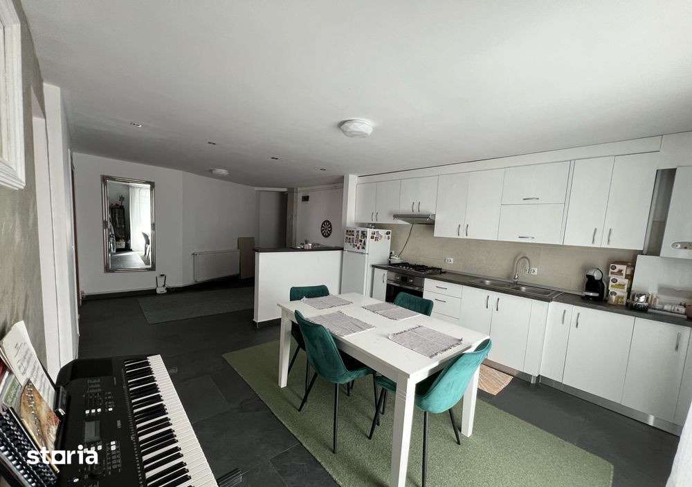 Apartament 3 camere si fereastra catre natura, 74mp, Gheorgheni — fotografia 1