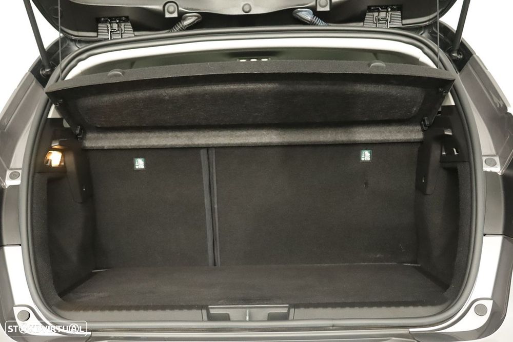 Renault Captur 1.0 TCe Techno Bi-Fuel - 26