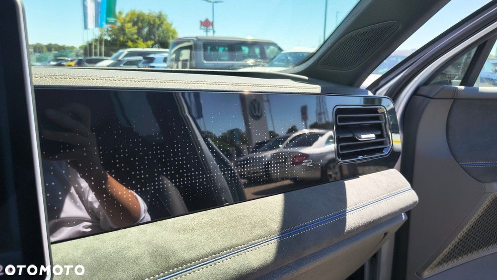 Volkswagen Tiguan - 36