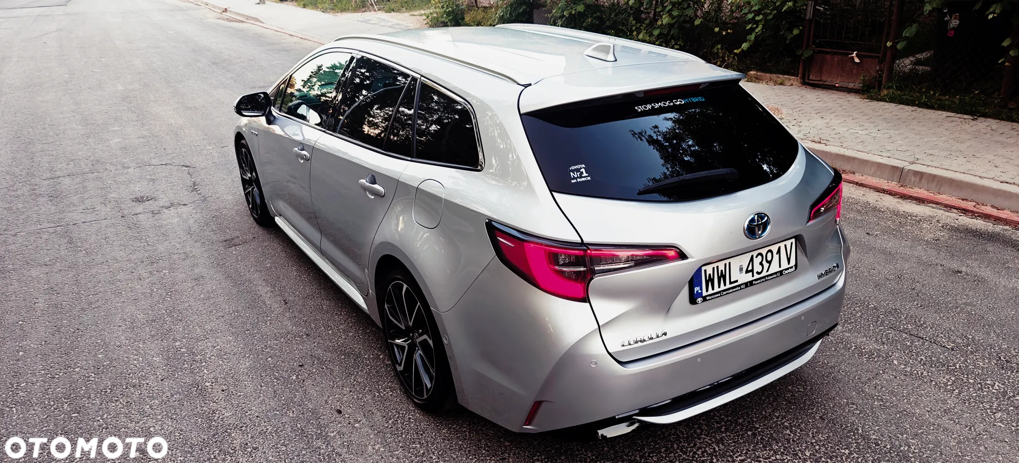 Toyota Corolla 2.0 Hybrid Executive - 38