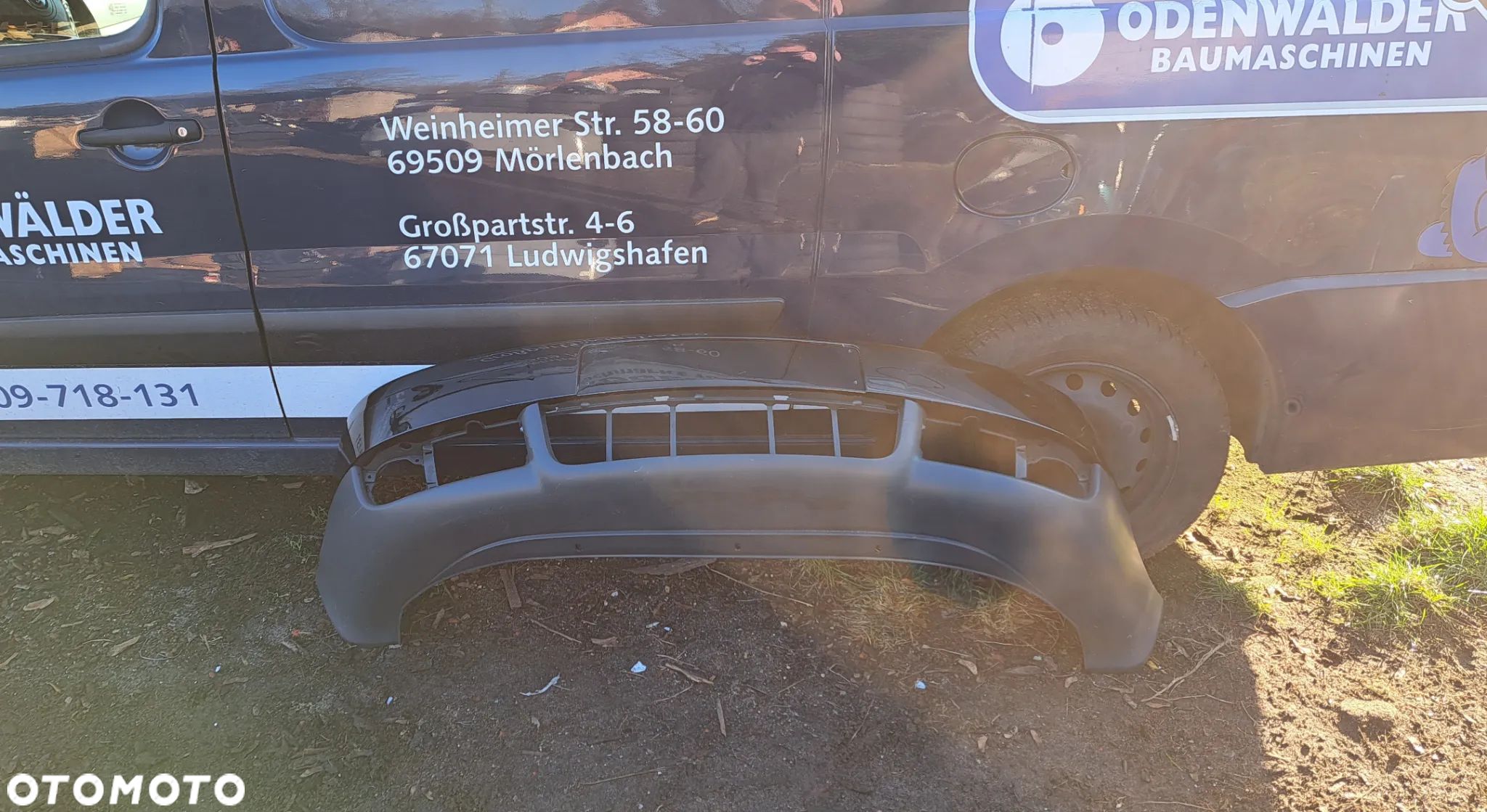 Zderzak przedni Audi A6 A-6 C5 Lift 4B0807111BL - 1