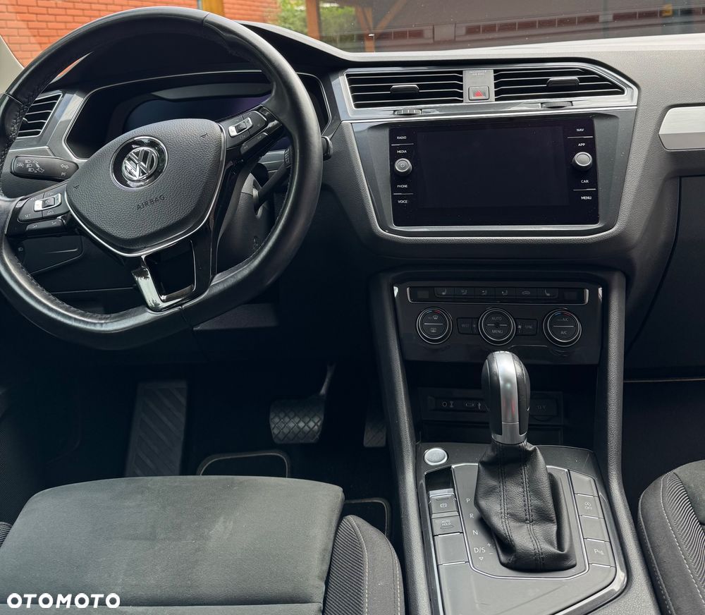 Volkswagen Tiguan - 15