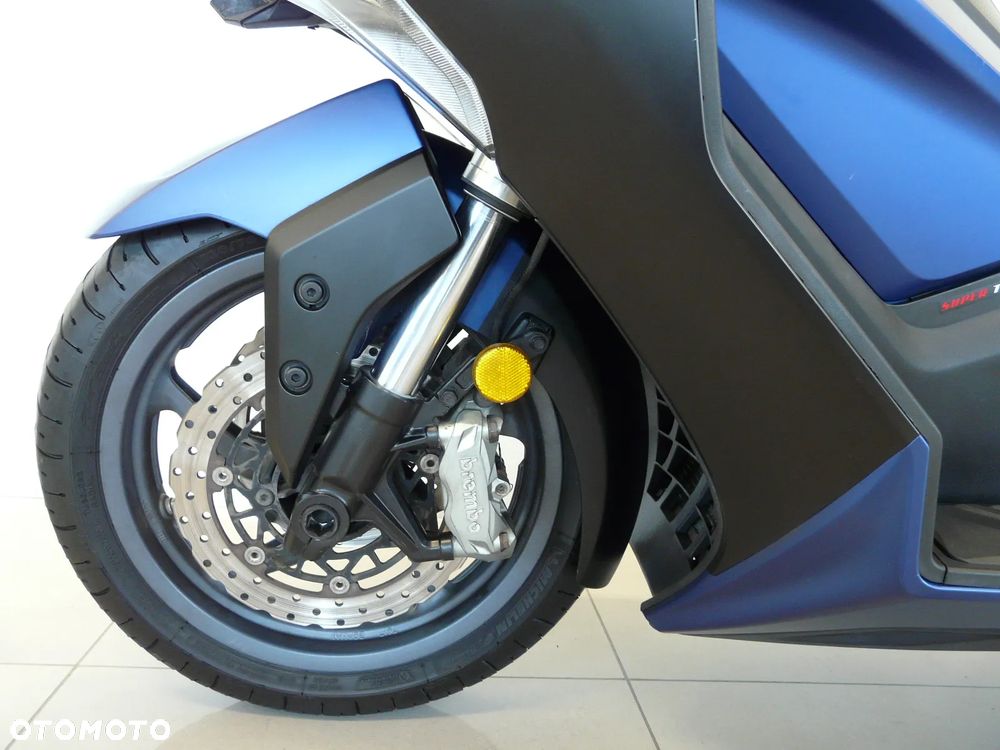 Kymco AK 550 - 9