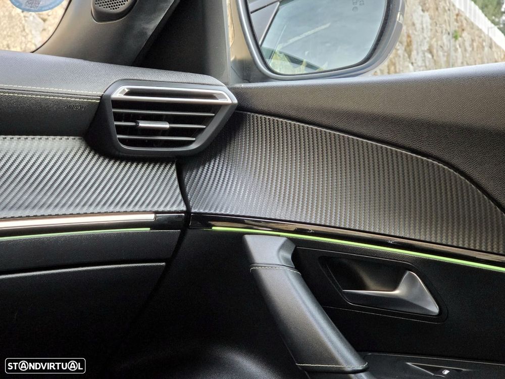 Peugeot e-2008 50 kWh GT - 55