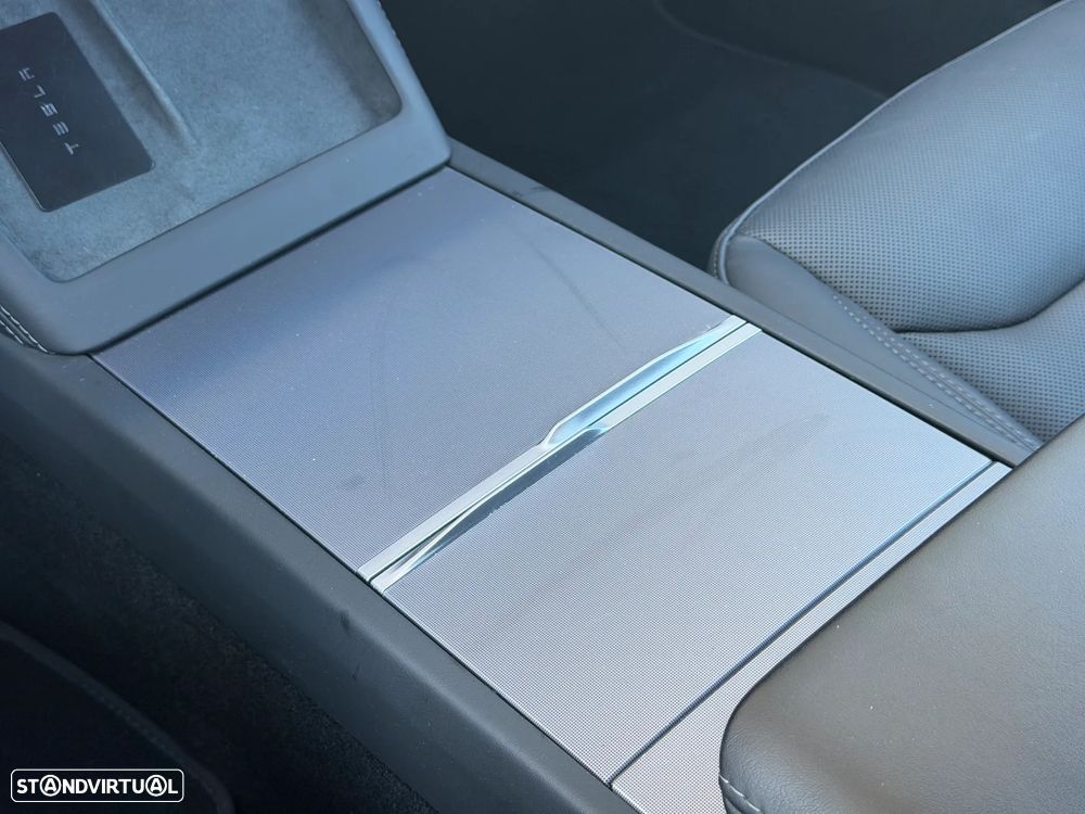 Tesla Model 3 Standard Range Plus RWD - 31