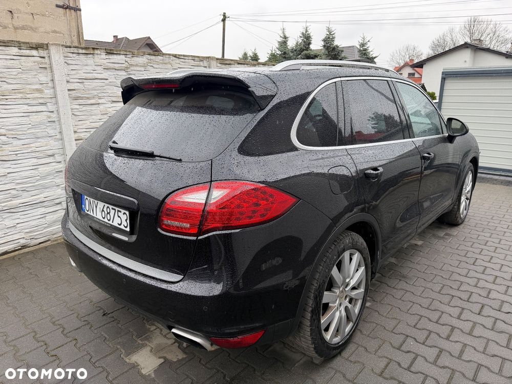 Porsche Cayenne - 12