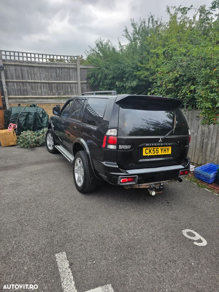 Mitsubishi Pajero Sport 2.5 TD Intense Piele + - 4