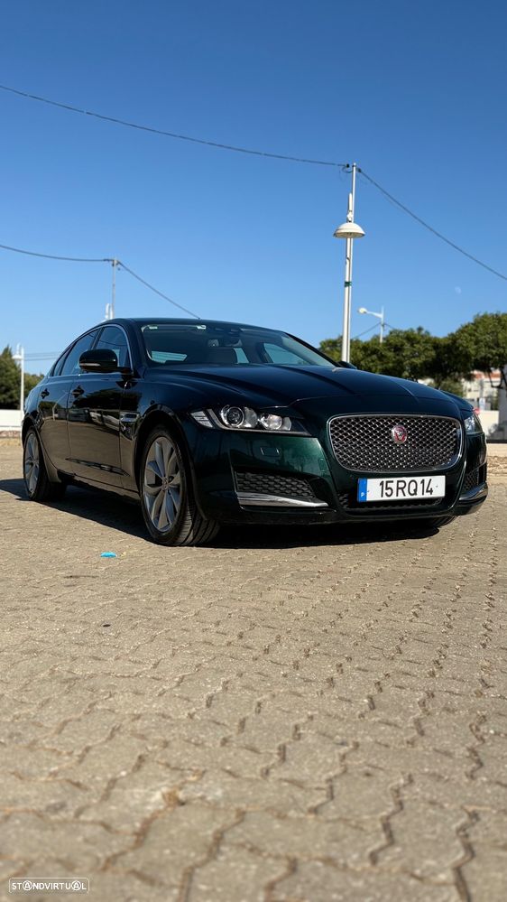 Jaguar XF 2.0 D Prestige Aut. - 10