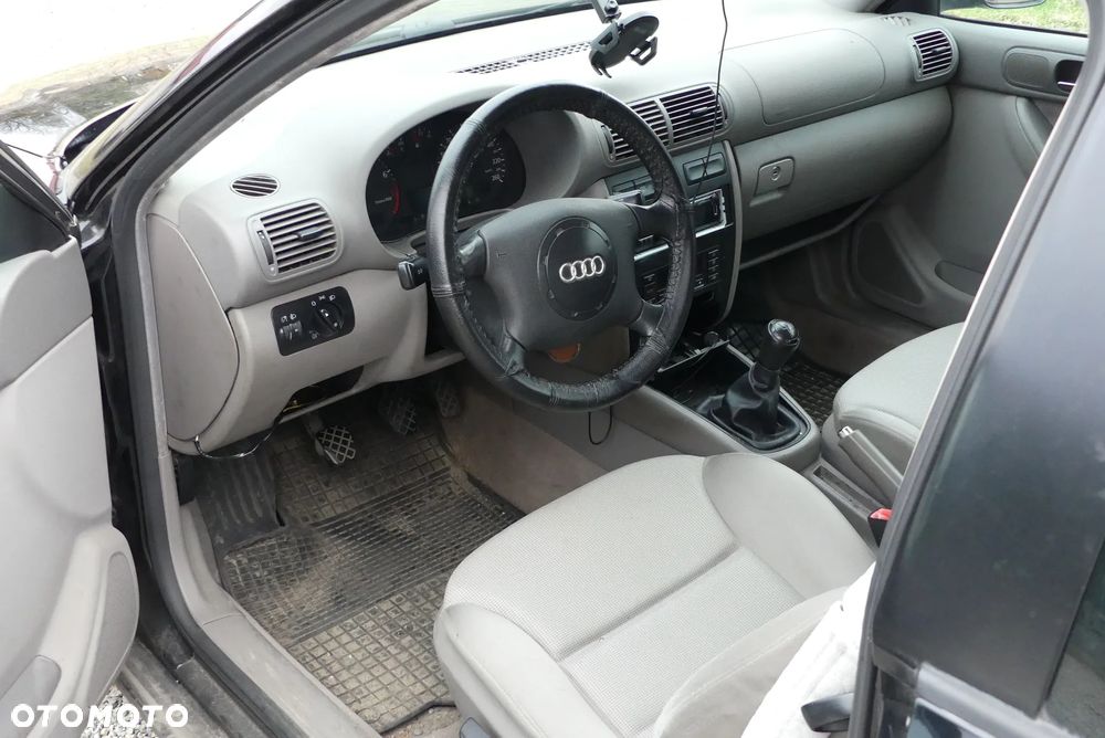 Audi A3 3-drzwiowe - 4