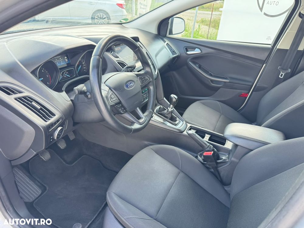 Ford Focus 1.5 EcoBlue Start-Stopp-System COOL&CONNECT - 9