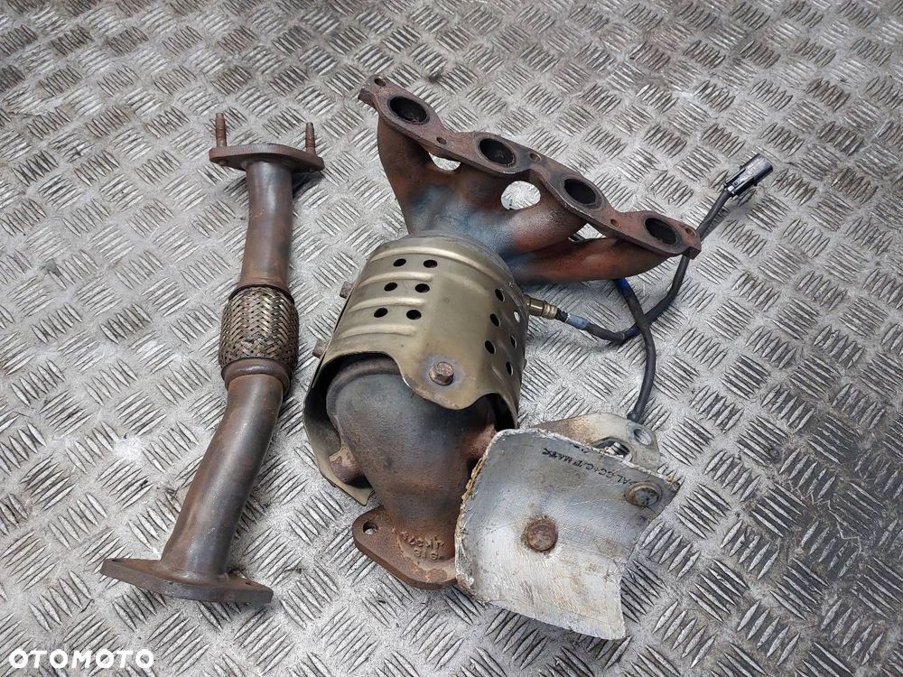 TŁUMIK KATALIZATOR PUSTY KOLEKTOR WYDECHOWY HYUNDAI I20 I 1.2 16V - 1