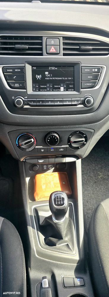 Hyundai i20 1.2 L 84CP 5DR Comfort - 14