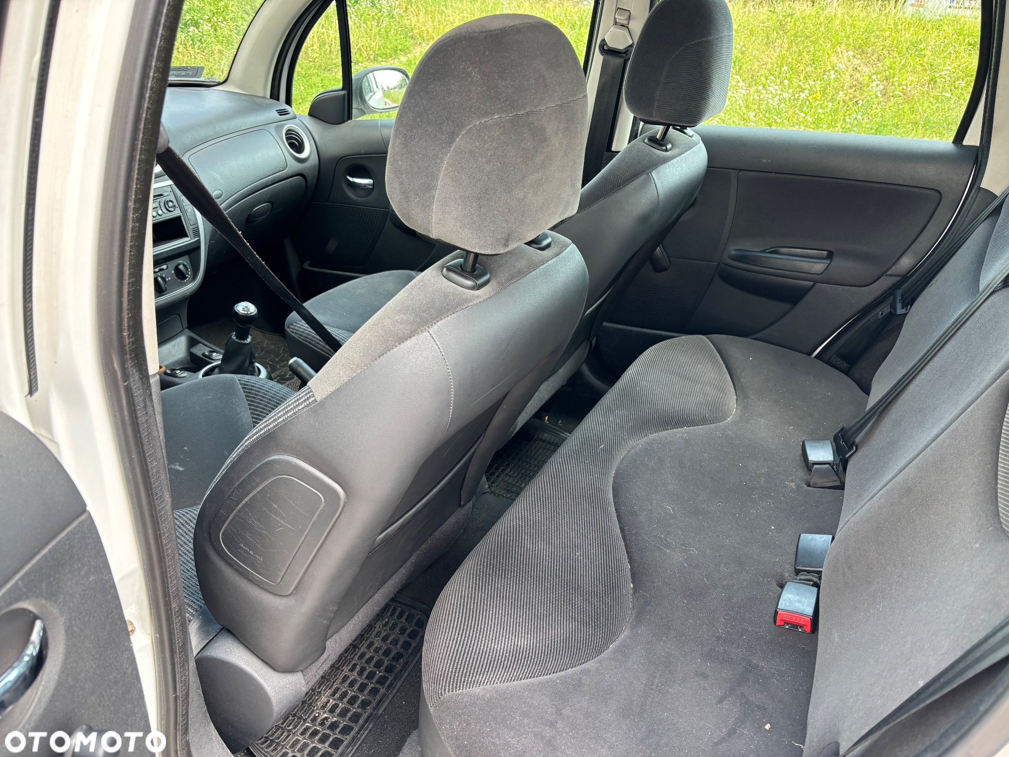 Citroën C3 1.4 HDi First - 6