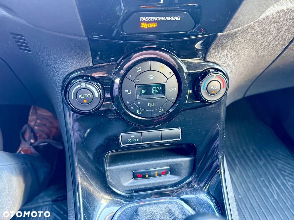 Ford Fiesta 1.0 Titanium X - 18