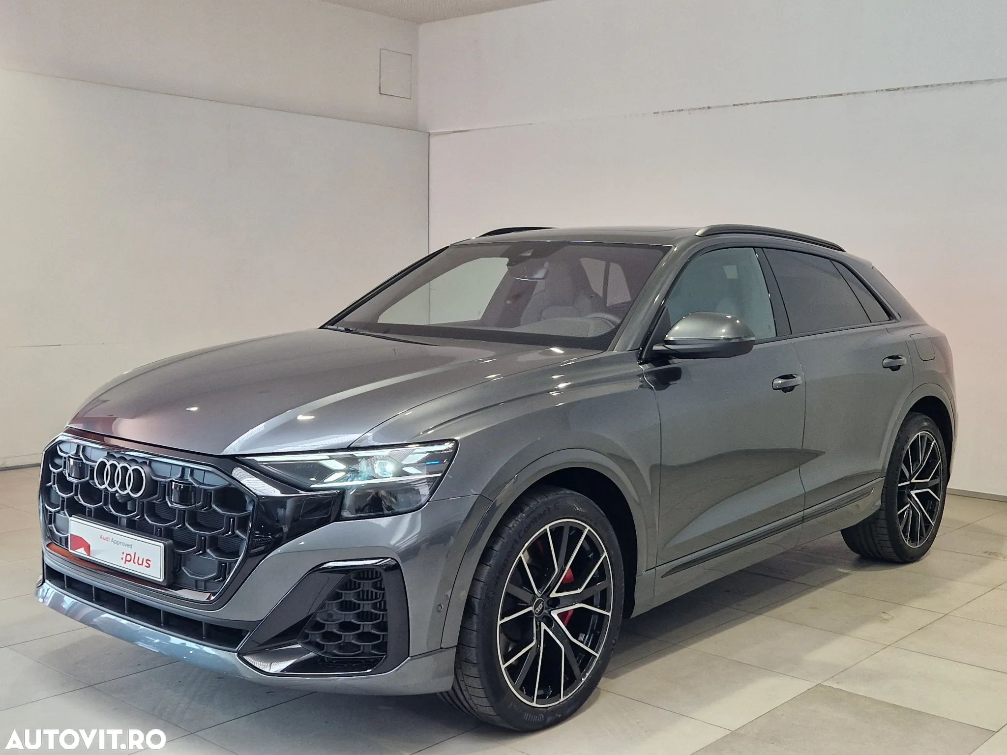 Audi Q8 55 TFSI e quattro Tiptronic PHEV - 1