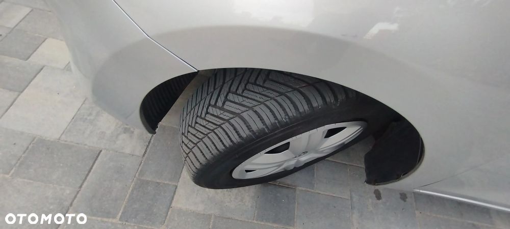 Hyundai i30 1.4 CRDi Advantage - 12