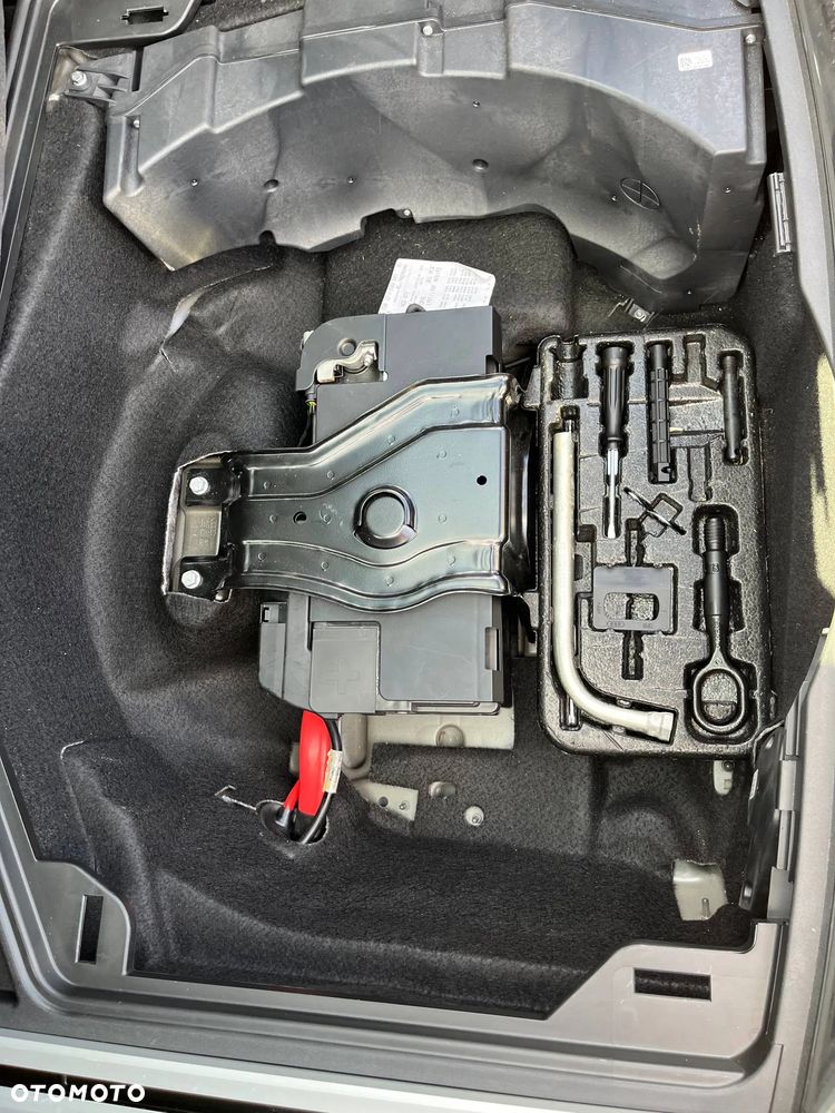 Audi A6 Avant 3.0 TDI quattro S tronic - 11