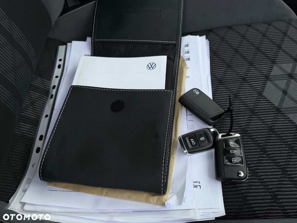 Volkswagen Tiguan 2.0 TDI SCR 4MotION DSG R-Line - 33