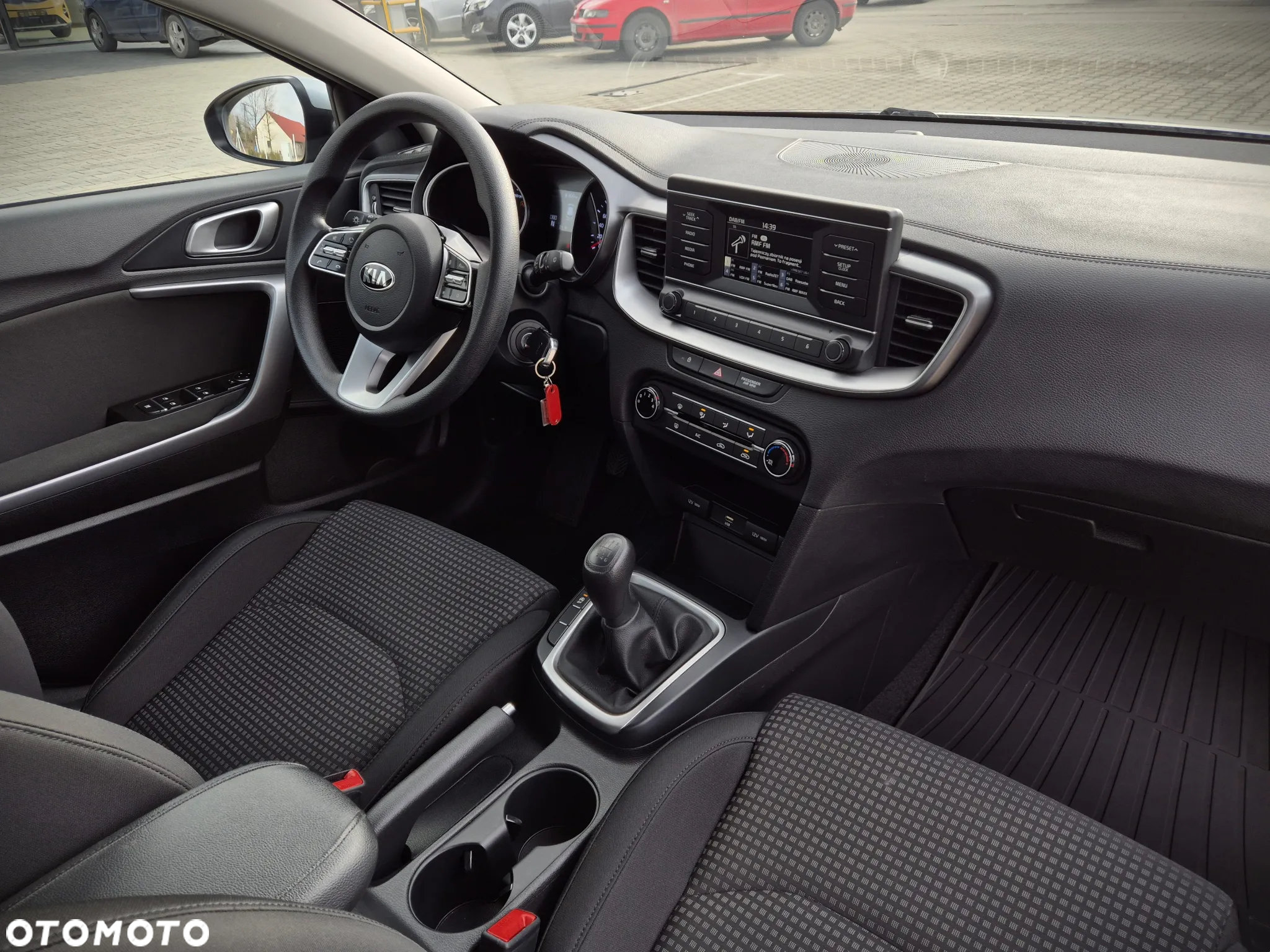 Kia Ceed 1.6 CRDi mHEV S - 18