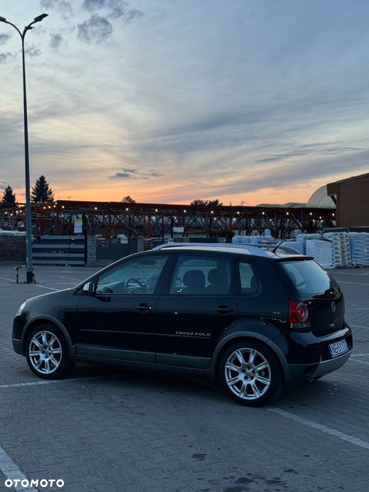 Volkswagen Polo Cross - 16