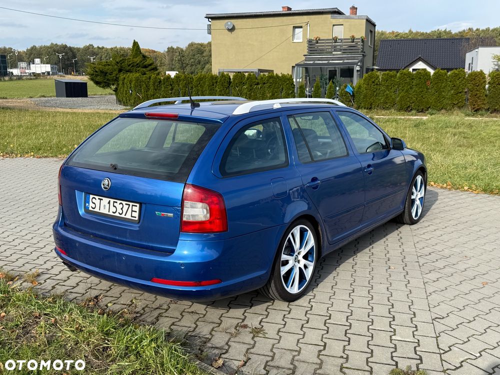 Skoda Octavia 2.0 TDI RS - 29