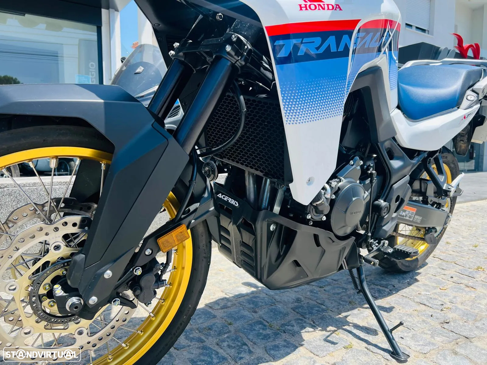 Honda Transalp 750 - 4