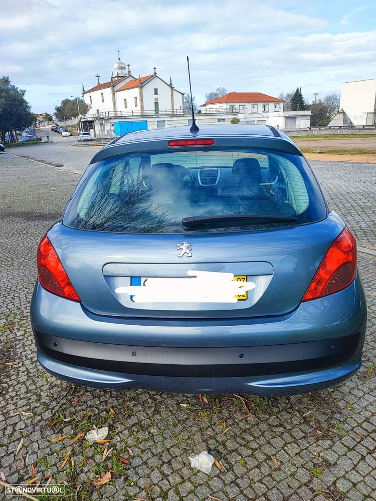 Peugeot 207 1.4 16V Sport - 4