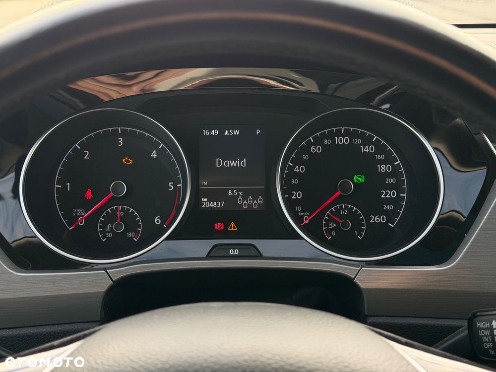 Volkswagen Touran 1.6 TDI SCR (BlueMotion Technology) DSG Comfortline - 28