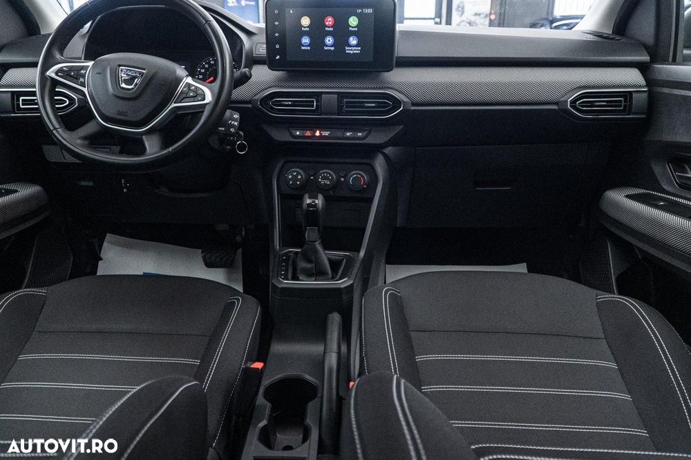 Dacia Logan TCe 90 CVT Journey - 32