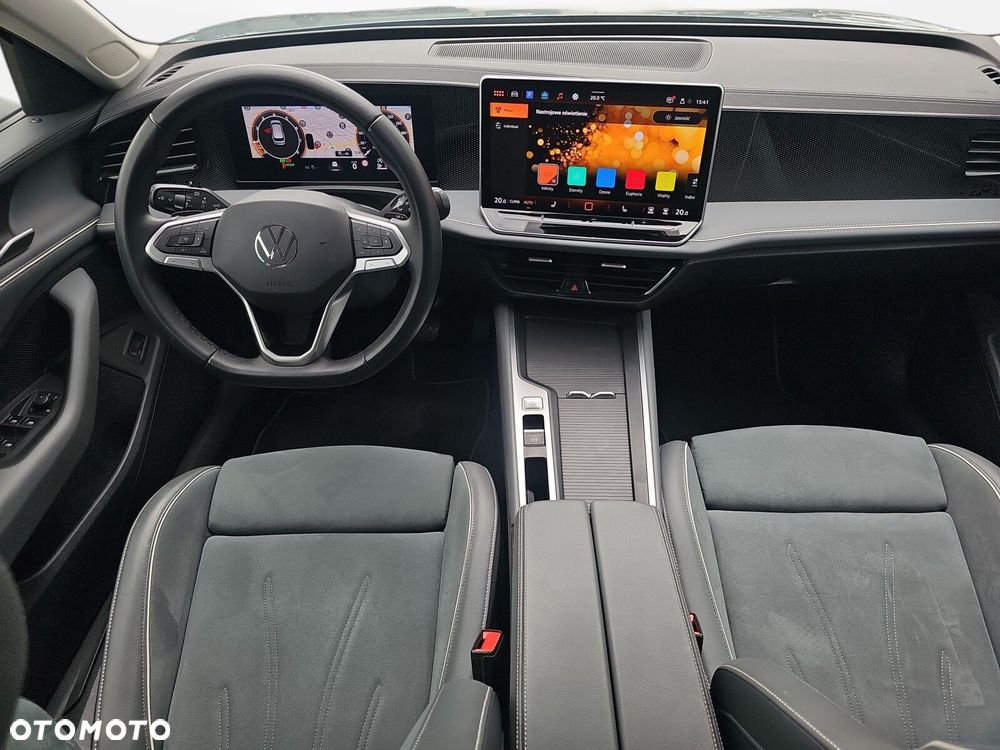 Volkswagen Passat - 8