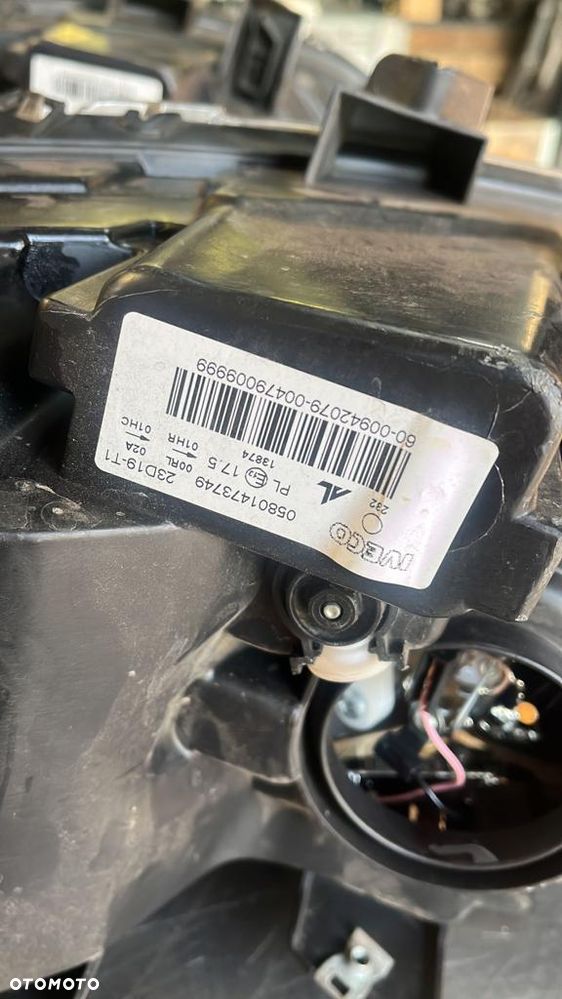 Lampa Iveco Daily IV  2019  prawa strona   5801473749  / 5802476873 - 3